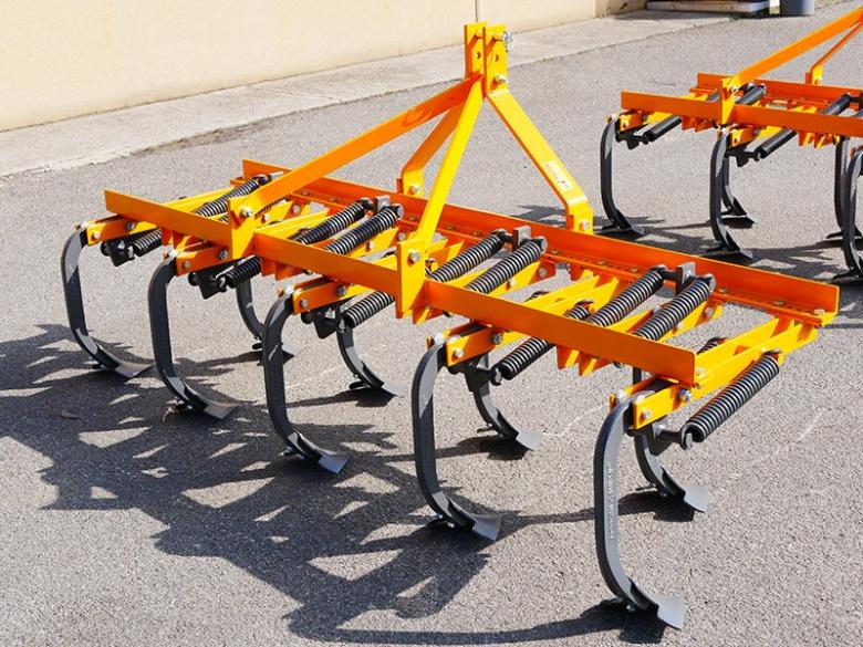 DELEKS&nbsp;DE 215-9V&nbsp;szántóföldi kultivátor&nbsp;-&nbsp;Starex Pro Kft.