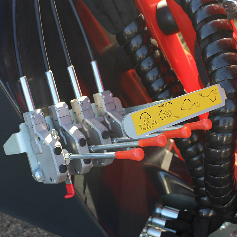 BERFALK&nbsp;BM 482&nbsp;rézsűkasza&nbsp;-&nbsp;Starex Pro Kft.