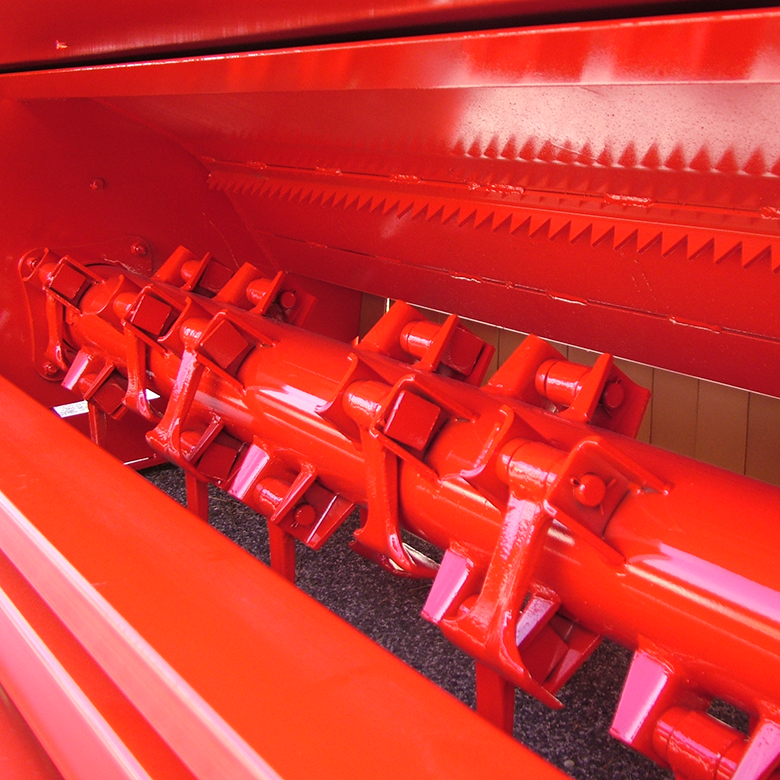 BERFALK&nbsp;TS 240&nbsp;szárzúzó&nbsp;-&nbsp;Starex Pro Kft.