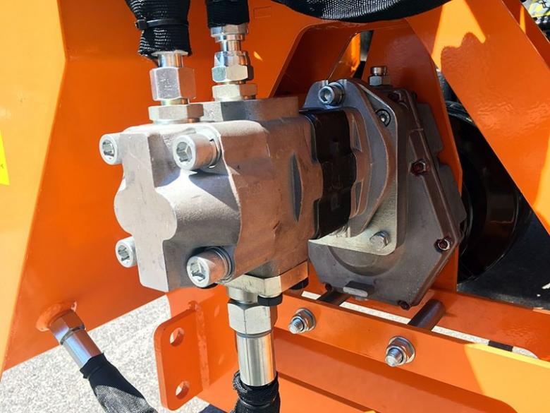 DELEKS&nbsp;AIRONE 60&nbsp;rézsűkasza&nbsp;-&nbsp;Starex Pro Kft.