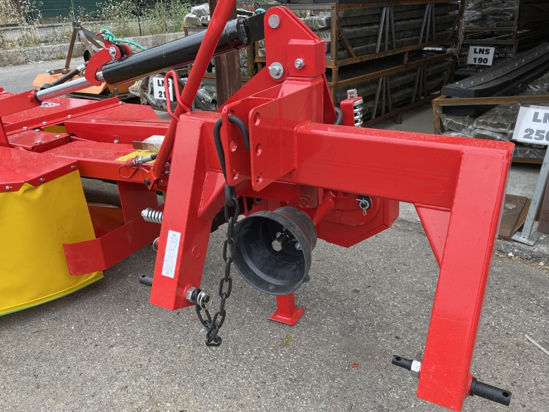 DELEKS&nbsp;DFR 185 H&nbsp;dobos fűkasza hidraulikus emeléssel&nbsp;-&nbsp;Starex Pro Kft.