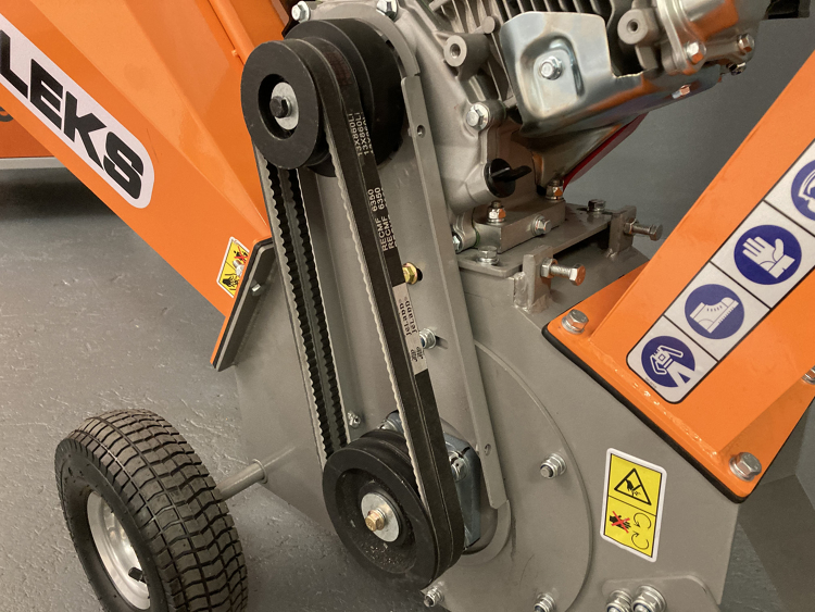 DELEKS&nbsp;DK-500 BS&nbsp;ágaprító saját motorral&nbsp;-&nbsp;Starex Pro Kft.