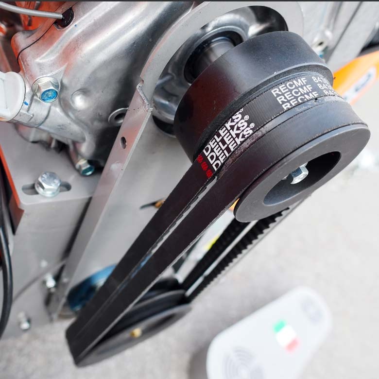 DELEKS&nbsp;DK-800 BS&nbsp;ágaprító saját motorral&nbsp;-&nbsp;Starex Pro Kft.