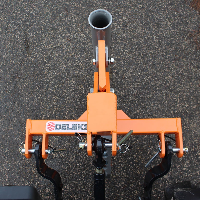 DELEKS&nbsp;DR 30&nbsp;altalajlazító egyágú csőfektetővel&nbsp;-&nbsp;Starex Pro Kft.