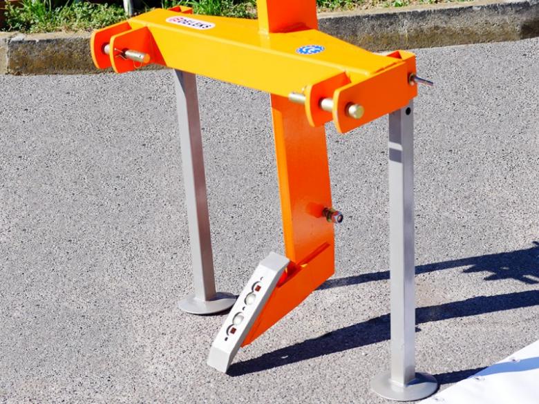 DELEKS&nbsp;DR 60&nbsp;altalajlazító egyágú csőfektetővel&nbsp;-&nbsp;Starex Pro Kft.