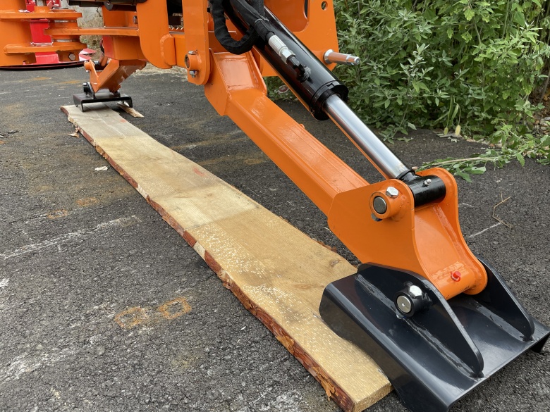 DELEKS&nbsp;DRS 2000&nbsp;árokásó adapter&nbsp;-&nbsp;Starex Pro Kft.