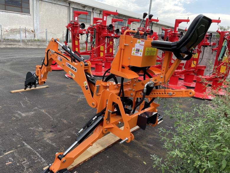 DELEKS&nbsp;DRS 2000&nbsp;árokásó adapter&nbsp;-&nbsp;Starex Pro Kft.