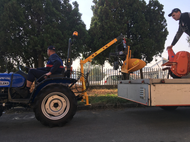 DELEKS&nbsp;EL 200&nbsp;hidraulikus darukar&nbsp;-&nbsp;Starex Pro Kft.