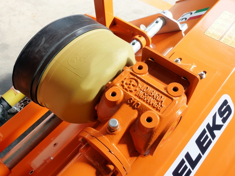 DELEKS&nbsp;LINCE SP 120&nbsp;szárzúzó oldalmozgatással&nbsp;-&nbsp;Starex Pro Kft.