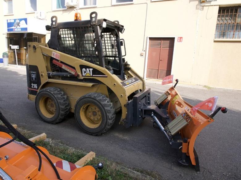 DELEKS&nbsp;LN 220 M&nbsp;hótoló lap minirakodókhoz&nbsp;-&nbsp;Starex Pro Kft.