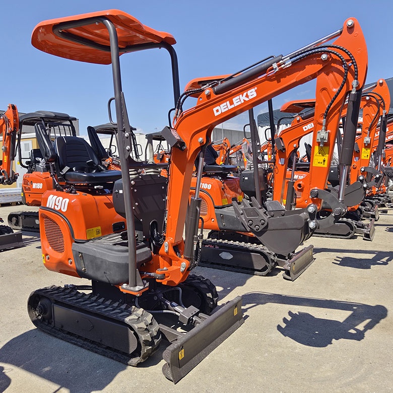 DELEKS&nbsp;M 90&nbsp;mini lánctalpas kotró markoló&nbsp;-&nbsp;Starex Pro Kft.