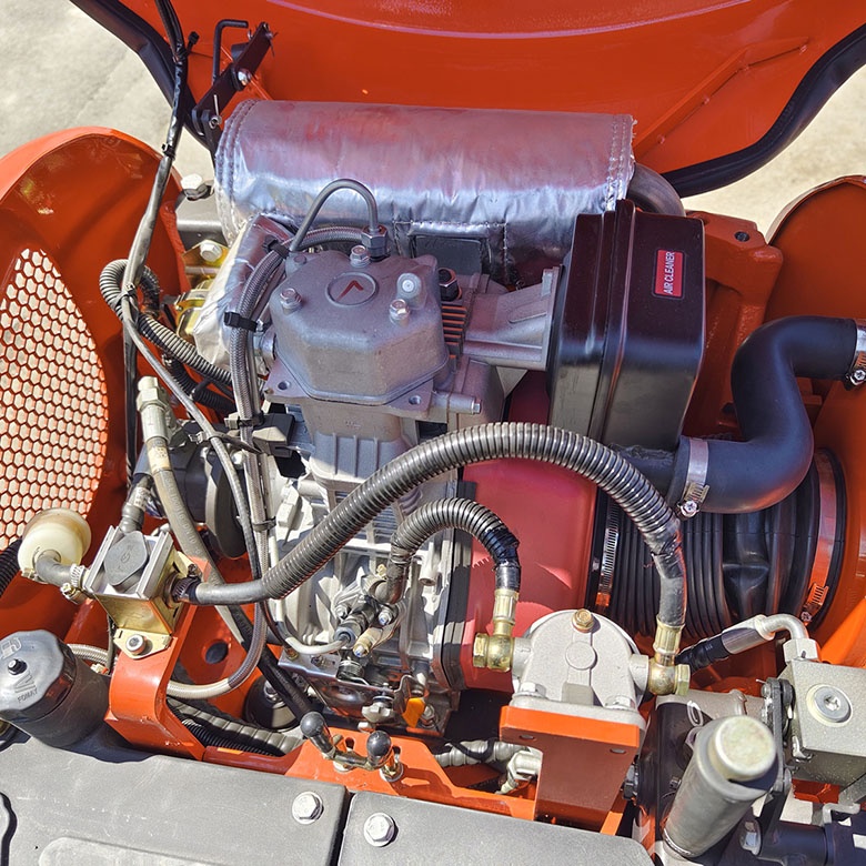 DELEKS&nbsp;M 90&nbsp;mini lánctalpas kotró markoló&nbsp;-&nbsp;Starex Pro Kft.