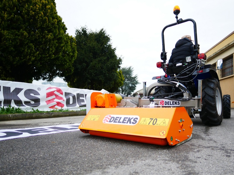 DELEKS&nbsp;VOLPE-120&nbsp;rézsű vágásra is alkalmas szárzúzó&nbsp;-&nbsp;Starex Pro Kft.
