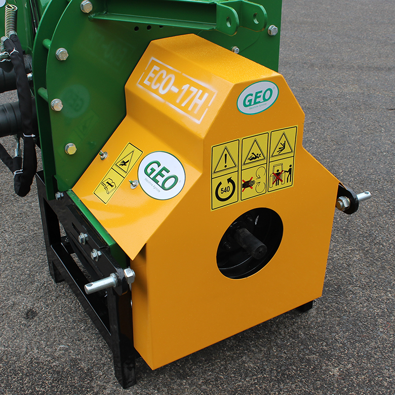 GEO&nbsp;ECO 17H&nbsp;kardán hajtású ágaprító hidraulikus adagolással 150 mm vágási átmérővel&nbsp;-&nbsp;Starex Pro Kft.