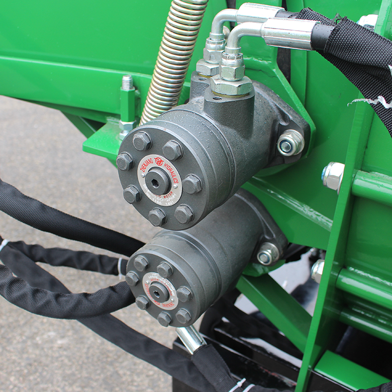 GEO&nbsp;ECO 17H&nbsp;kardán hajtású ágaprító hidraulikus adagolással 150 mm vágási átmérővel&nbsp;-&nbsp;Starex Pro Kft.