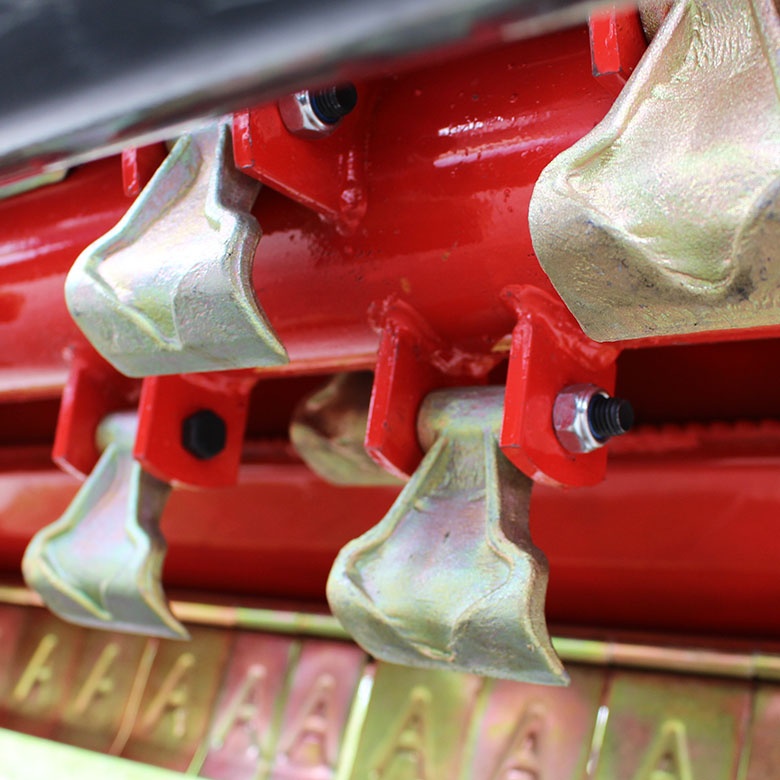 STAREX&nbsp;AGXL 145&nbsp;szárzúzó rézsű vágására alkalmas&nbsp;-&nbsp;Starex Pro Kft.