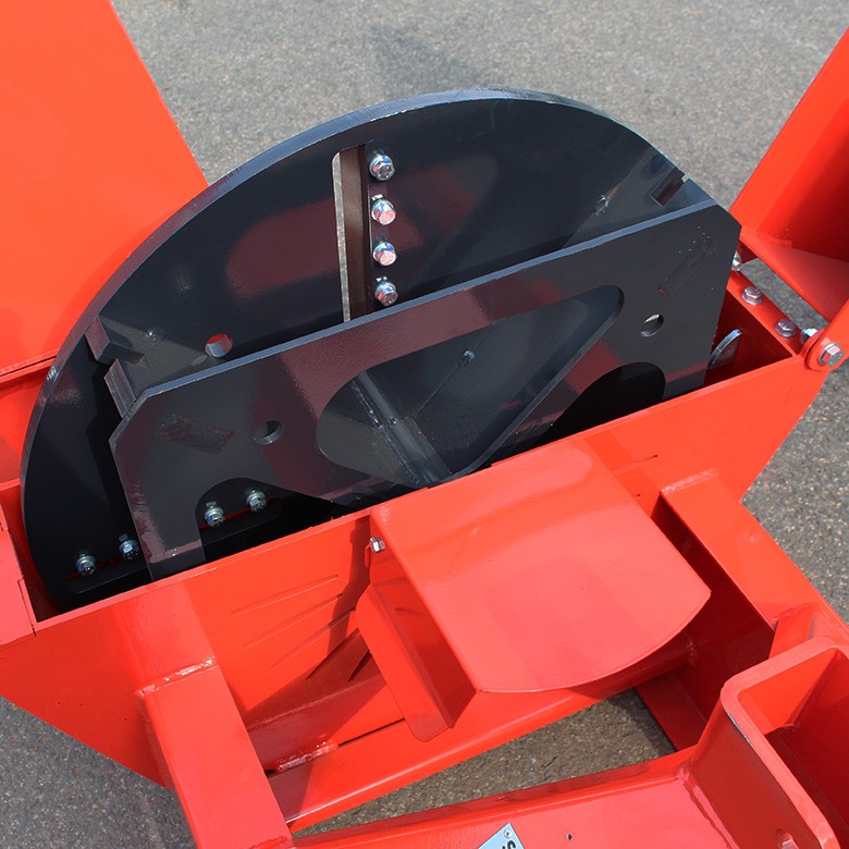 STAREX&nbsp;AX 8&nbsp;ágaprító kardán hajtású 150 mm vágási átmérővel&nbsp;-&nbsp;Starex Pro Kft.