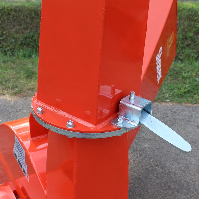 STAREX&nbsp;AX 8&nbsp;ágaprító kardán hajtású 150 mm vágási átmérővel&nbsp;-&nbsp;Starex Pro Kft.