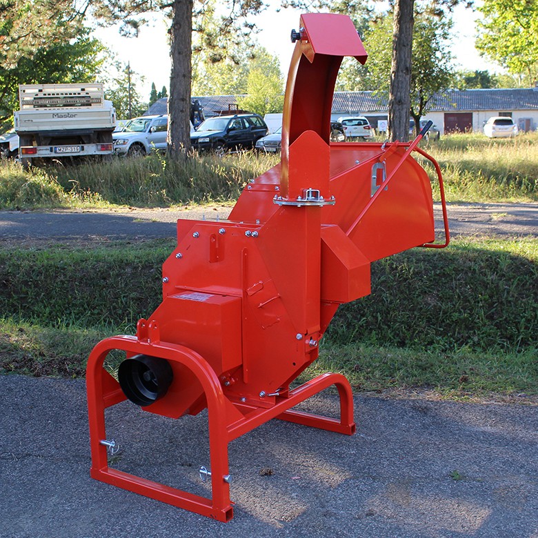 STAREX&nbsp;AXL 8&nbsp;ágaprító behúzó hengerrel  130 mm vágási átmérővel&nbsp;-&nbsp;Starex Pro Kft.
