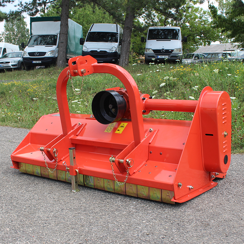 STAREX&nbsp;FGXH 135&nbsp;szárzúzó hidraulikus oldalmozgatással erősített kivitelű&nbsp;-&nbsp;Starex Pro Kft.